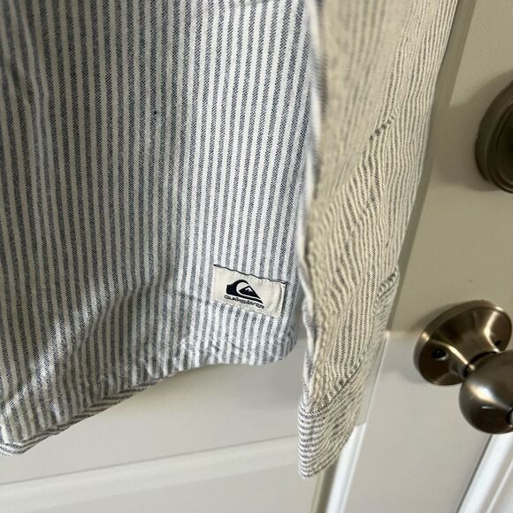 Quiksilver Covesea Comfort Fit Stripe Button-Up Shirt Small, ESTATE BLUE - Picture 9 of 9